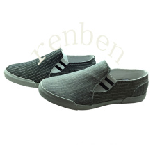 Hot Arriving Casual Men′s Canvas Shoes